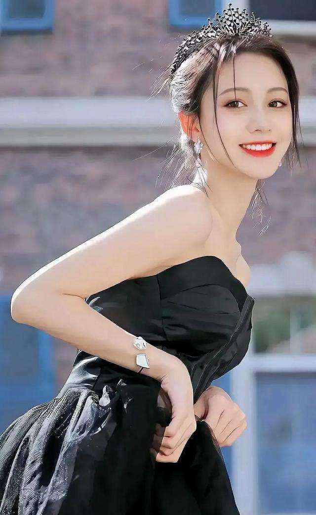 许清宜谢韫之嫁世子养崽崽的穿越日常小说