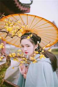 老公送我的生日礼物写着情人的名字