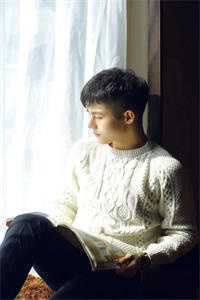 分手后，女友终于觉得我比白月光重要热门