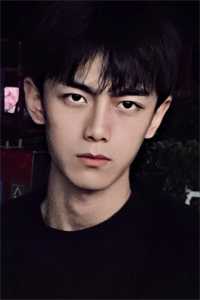 指挥老公让我原地死守后，他悔疯了全新