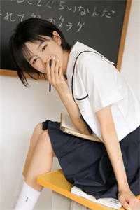 停靠在无人渡口精品选集