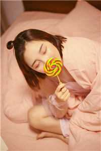 下聘时世子抛下我去接新寡表妹，我转身嫁新欢全本