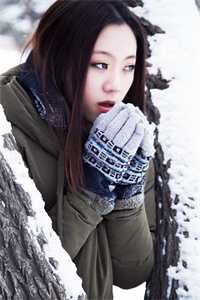 白雪一盏空悠悠精彩