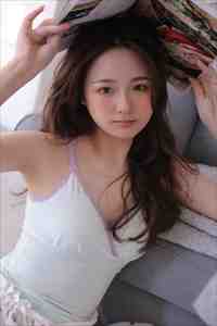 苔痕漫过诺言石篇章