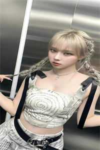 秋日浮云盼朝暮未删减版