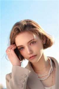 绑定绿茶上位系统后，我攻略了京圈太子爷全家全章节