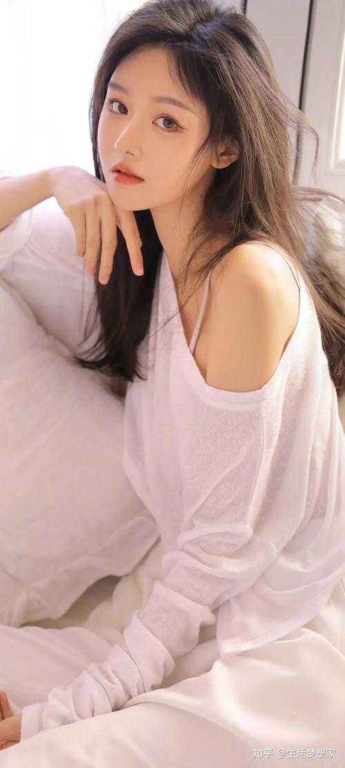 挺着孕肚装白花，恶女谋心做赢家全新