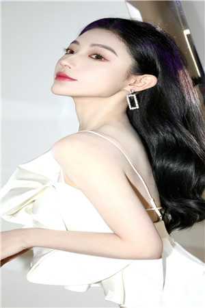 红尘浮动烬成霜后续+全文