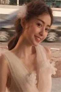 假千金挖闺蜜心，我背棺杀穿豪门畅销巨著