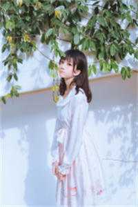 应是她一袭春风畅销巨著