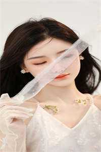 绿茶让太子休了我，但我是皇后啊新上热文