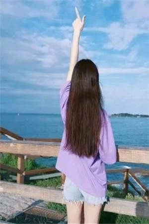 重生后抱紧霸总老公大腿的小说