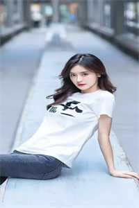 窝囊前妻重生了，首长老公太威猛免费