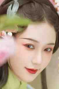 女友和别人的订婚宴上热搜，我反手送她全家吃牢饭全文无删减