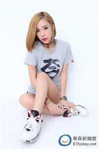 半生冬尽，余时暖暖热门