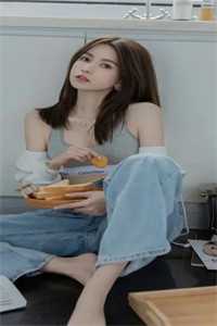 我摘星辰缀她衣篇章
