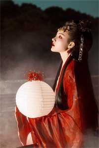 山河落尽是清欢异常火爆