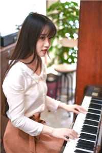 短命鬼专靠阳气续命，植物人太子爷被我吸醒了完结文