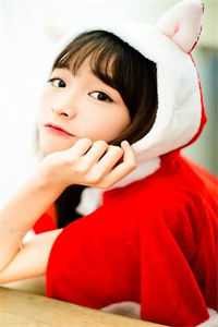 红尘浮动烬成霜by